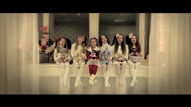 Новый год смотреть онлайн