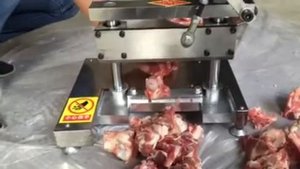 ГИЛЬОТИНА ДЛЯ МЯСА И КОСТЕЙ HURAKAN HKN-MBG01