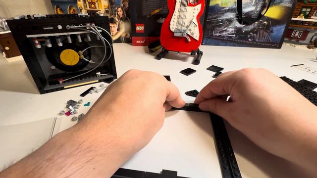 Fender Stratocaster Lego Build - LEGO IDEAS - Part 8 (FINAL) смотреть онлайн