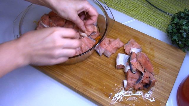Сочная РЫБКА! Как Вкусно Приготовить ГОРБУШУ в Духовке. FISH! How to Cook Tasty HUMBROOM in the Ove