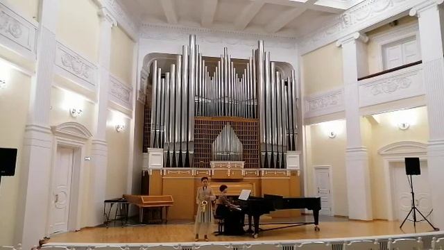 Блошенкова Екатерина, 10 лет. А. Браю Карусель (полька) смотреть онлайн