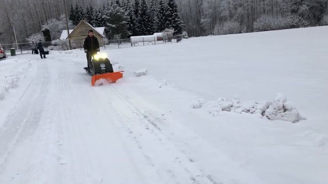 Motodog motopuksiir teeb teed korda смотреть онлайн