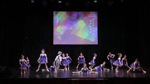Танец Кнопочки, ансамбль Карамель