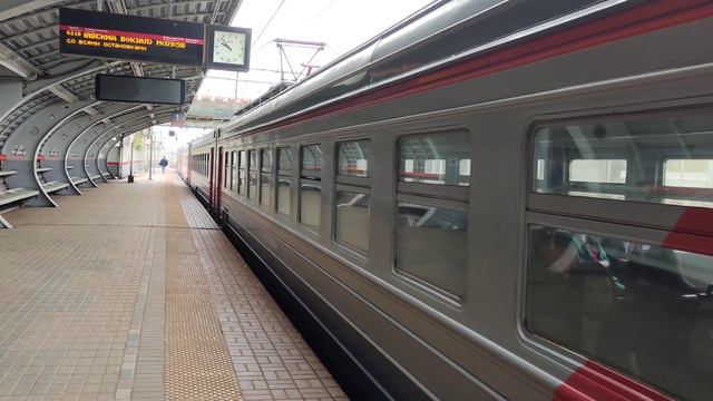 [Ultra HD] Электропоезд ЭД2Т-0041 "Имени Героя Советского Союза Зои Космодемьянской"/ЭД4М-0264 смотреть онлайн