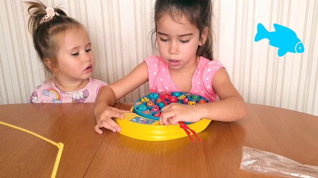 Let's go fishing board game review. Играем, ловим рыб. Настольная игра Рыбалка обзор. Детские виде смотреть онлайн