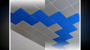 Какой сделать потолок в ванной комнате. Несколько идей