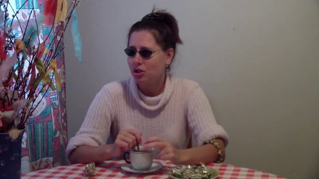 Не растерялась - тётя Сара - видео-анекдот от Эвелины смотреть онлайн