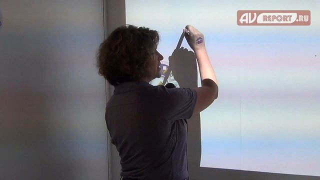 infoComm 2014: Интерактивные проекторы BenQ MW-853UST смотреть онлайн