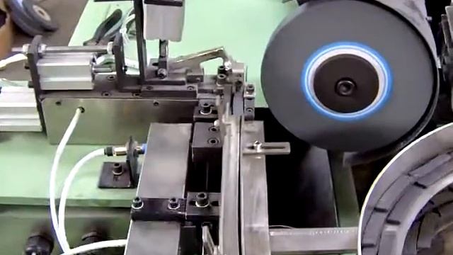 Automatic grinding machine for radius segment смотреть онлайн