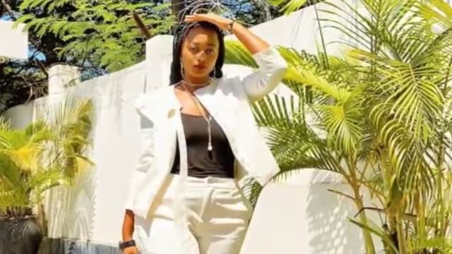 Uburanga bwa Cassandra umugore wa 2 wa Haruna Niyonzima Fundi wa soka⚽ смотреть онлайн