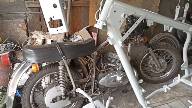 Полная покраска переходного иж юпитер 5 из краскопульта смотреть онлайн