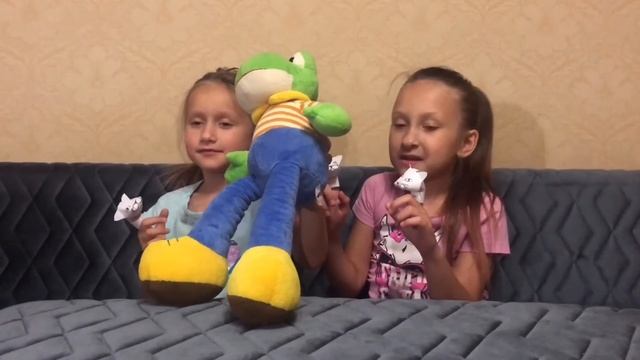 Рубрика «Сказка на ночь» Виктория и Екатерина Прохорова - «Три котёнка» смотреть онлайн