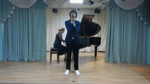 Поёт Рогунов Иван "Страна огромная, как детство". музыка Александр Ермолов, слова Вадим Борисов.