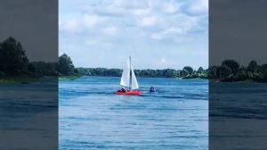 Парусный катамаран Яркат