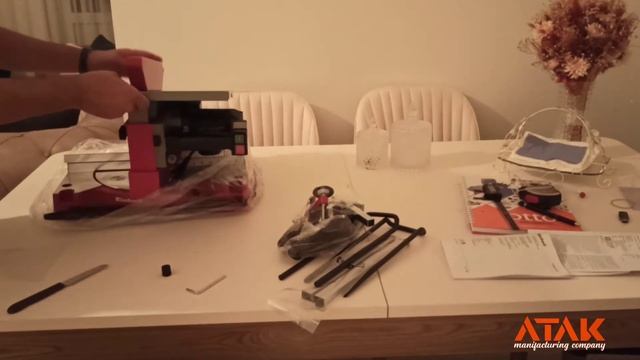 Einhell Tc-Ms 2112 T Tablalı Gönye Testere kutu açılımı смотреть онлайн