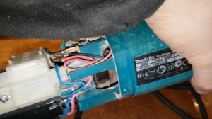 MAKITA GA5030 VS MAKITA 9565C