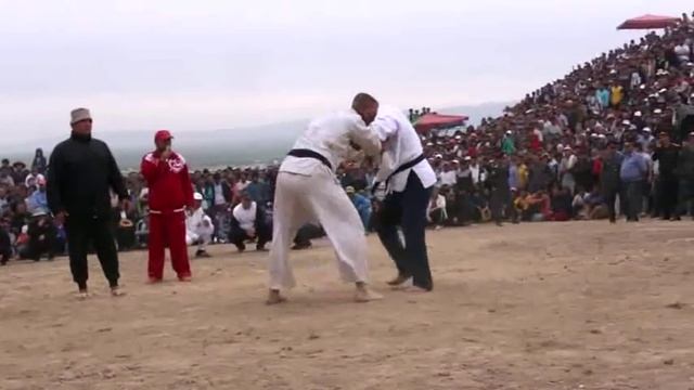 Гуштини милли 2016 Неъмат Аслонкулов ва Самариддин дар Ёвон