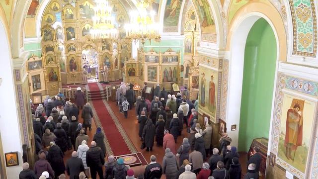 Прямая трансляция из кафедрального собора. Бийск богослужение Успенский храм. Хор Успенского собора Бийск. РПЦ Никольский храм Тула. Хор в православном храме.