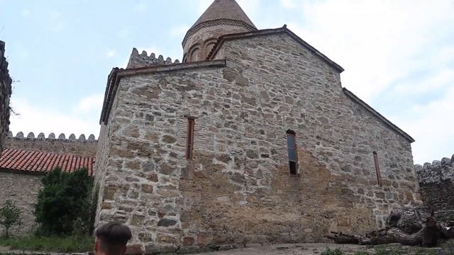 ЧТО ПОСМОТРЕТЬ в Грузии? Красивое место! Ананури  - Древняя Крепость и Жинвальское водохранилище!