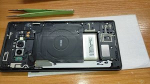 SM-N960F SAMSUNG телефон в котором ошибка по датчику температуры и не заряжается.