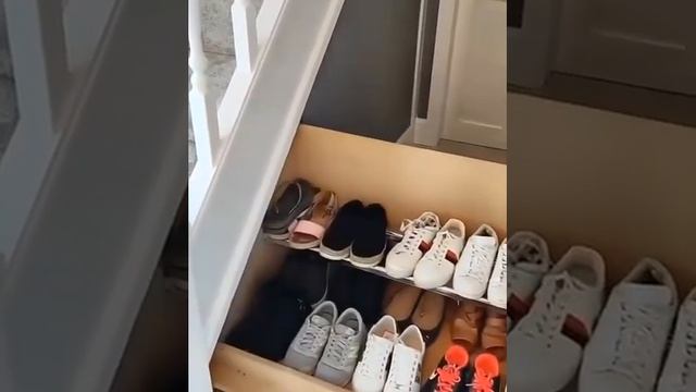 Скрытное хранение под лестницей