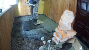 Сварил люк на даче для погреба.