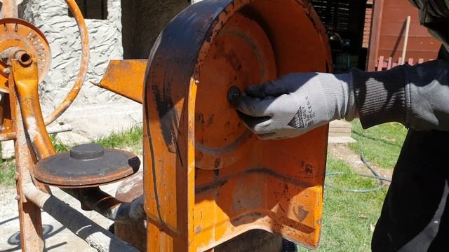 Ремонт Бетономешалки..СЛЕТАЕТ РЕМЕНЬ?? Покажу как Исправить. смотреть онлайн