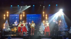 КРУТАЯ НОВОГОДНЯЯ ПЕСНЯ-ХИТ! "Здравствуй, Новый год!". ВАЛЕРИЙ СЁМИН и фолк-группа "ТАЛИЦА"