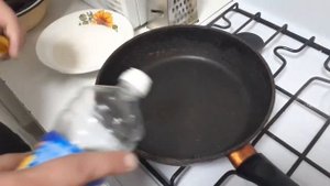 ЖАРЕНАЯ РЫБА!!! Жарим РОТАНОВ!!!   FRIED FISH!!! We fry ROTANOV !!!