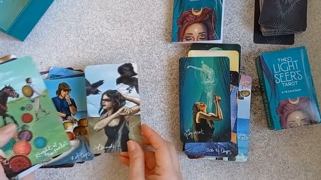 The Light Seer's Tarot - Таро Светлого Провидца небольшой обзор