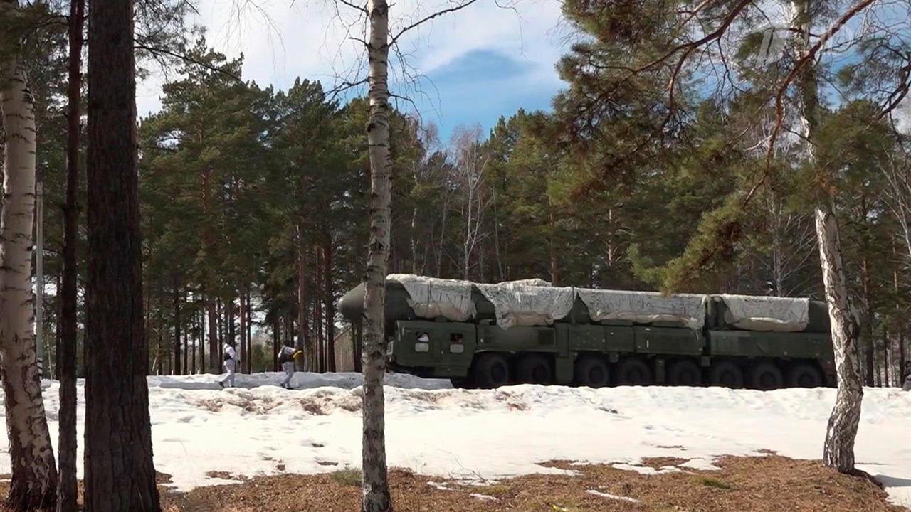 Грозные комплексы "Ярс" участвуют в масштабных военных учениях в Иркутской области