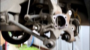 Chevrolet Epica Шевроле Эпика 2011 года Замена задней цапфы