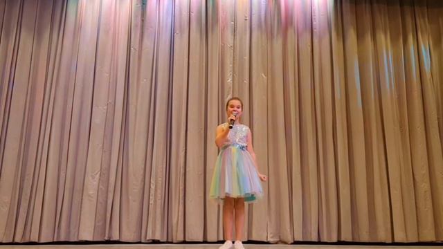 Бахмутская Марианна " Мандариновая песенка" автор песни А.Ольханский смотреть онлайн