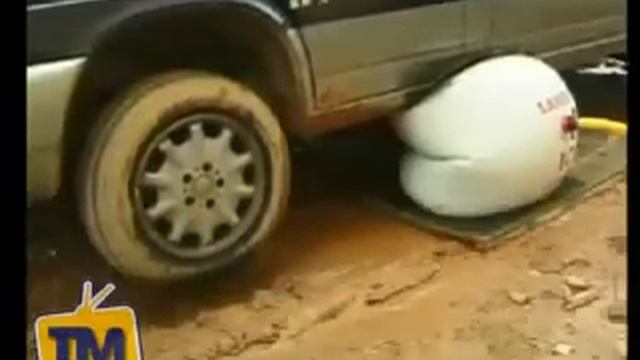 Домкрат надувной смотреть онлайн