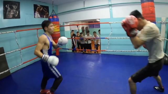 Школьник наказал Физрука!!! смотреть онлайн