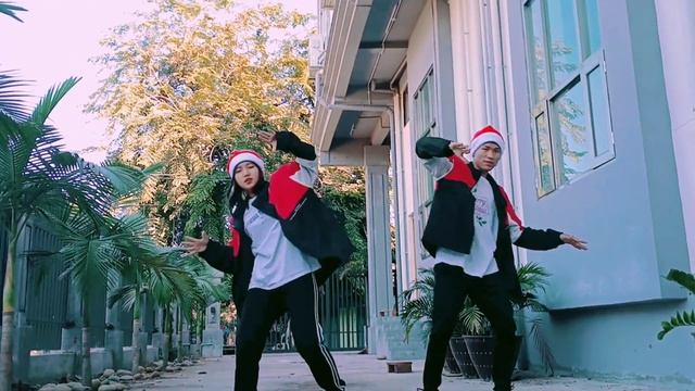 TobyMac, Terrian - All I Need For Christmas (Dance) смотреть онлайн