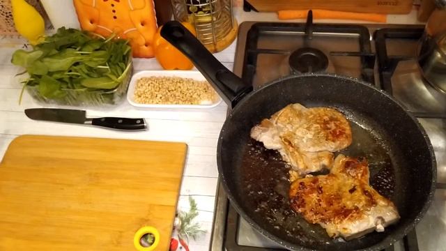 Отбивная из свиной корейки на косточке - очень просто, очень вкусно! смотреть онлайн