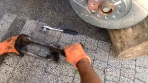 Volkswagen Atlas/Teramont Замена передних тормозных дисков и колодок POWERSTOP