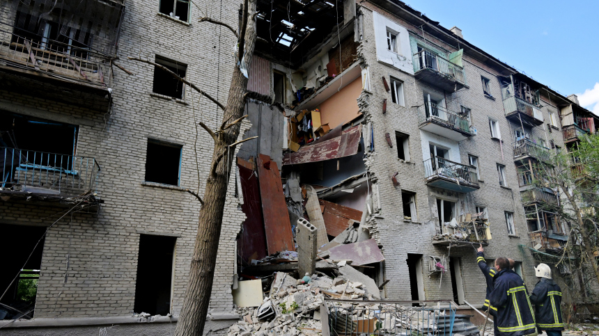 «Вспышка красно-желтая, и все»: выжившие об ударе ВСУ по Луганску и Херсонской области