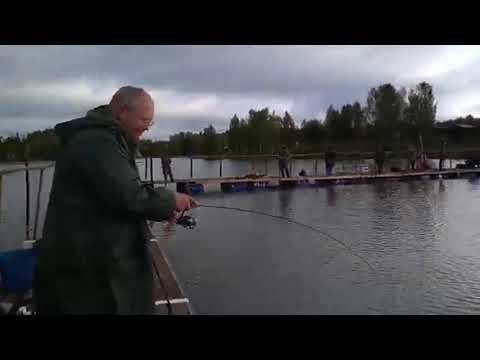 Вываживаю форель 2300