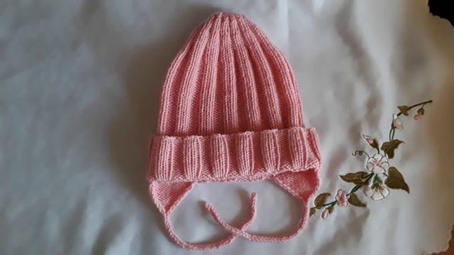 Шапка на 3- 4 года спицами! Шапка для девочки! [Вязание для начинающих]