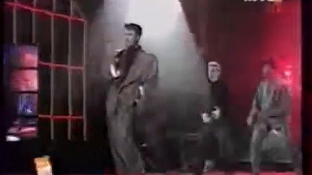 Bogdan Titomir - Girl In Red (Богдан Титомир - Девочка В Красно смотреть онлайн