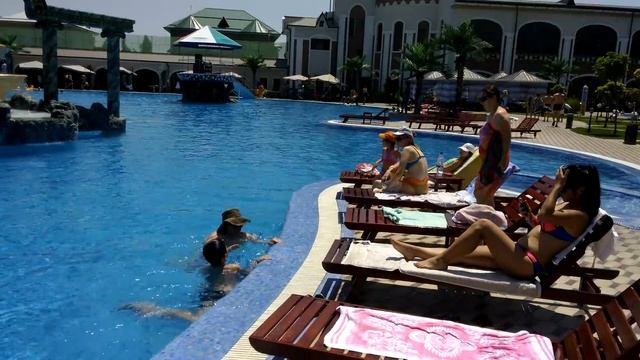 Бассейн "Атлантис" (Ташкент) 2016 лето))) смотреть онлайн