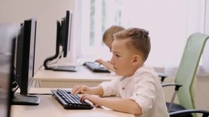 КУПИЛ ИГРОВОЙ МОНИТОР ЗА 26.666р НА OZON / 32" 165Hz QHD 2K