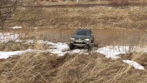 Mitsubishi L200 Уаз Хантер по бездорожью