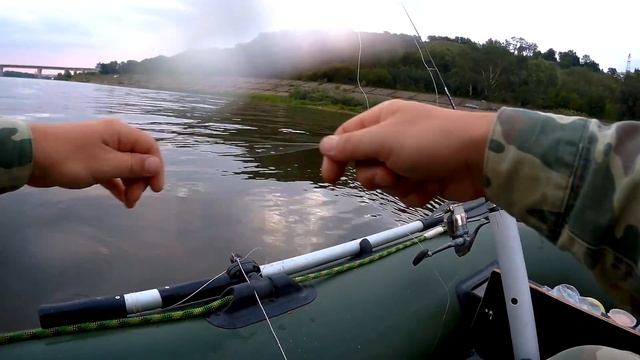 Рыбалка с лодки на кольцо. Ловля рыбы на яйца. смотреть онлайн