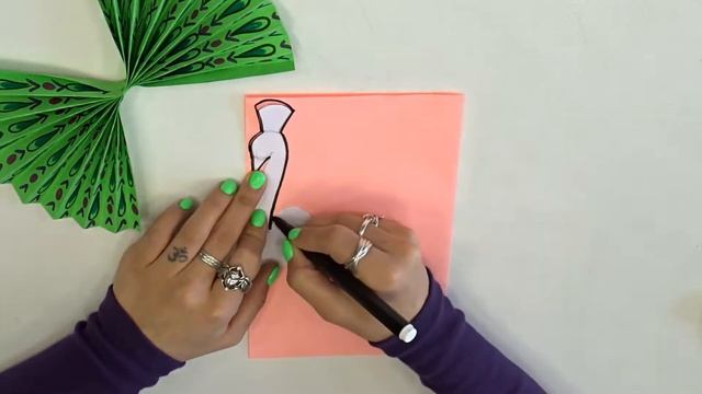 «Волшебный мир бумаги». Павлин. смотреть онлайн