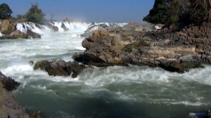 Enjoy Si Phan Don - Khon Pha Pheng waterfall video