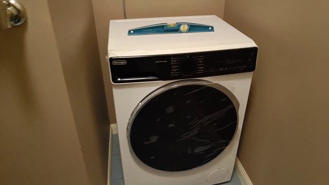 подключение и первый запуск стиральной машины Delonghi DWM 724 VI ALICIA смотреть онлайн