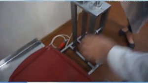 Автоклав для консервирования ИПКС-128-500-1 и машина укупорочная ИПКС-127УЗ.